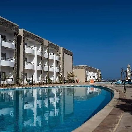 Cecelia Aparthotel Хургада Екстериор снимка