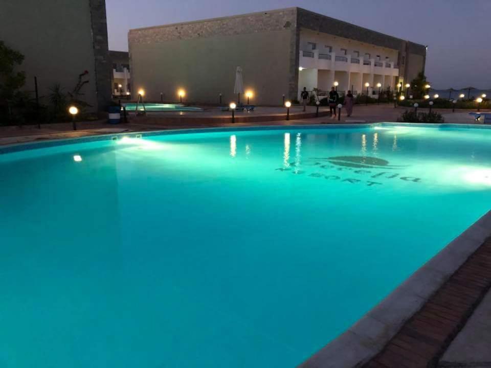 Cecelia Aparthotel Хургада Екстериор снимка